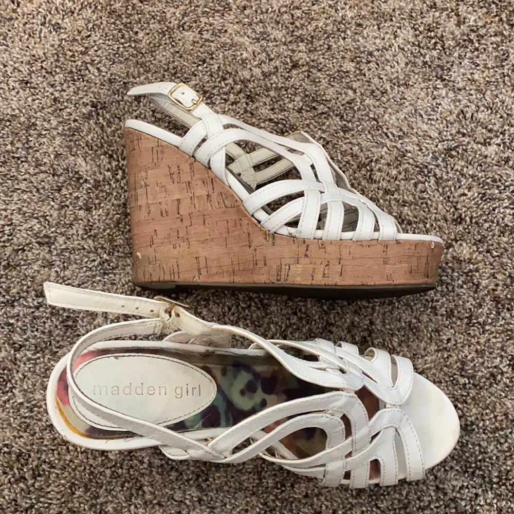 Madden Girl Wedges